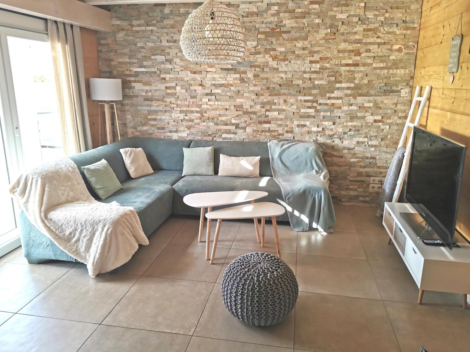 Gite De Mortagne, Chalet Avec Piscine - By Primo C0Nciergerie Gigny-sur-Saone ภายนอก รูปภาพ