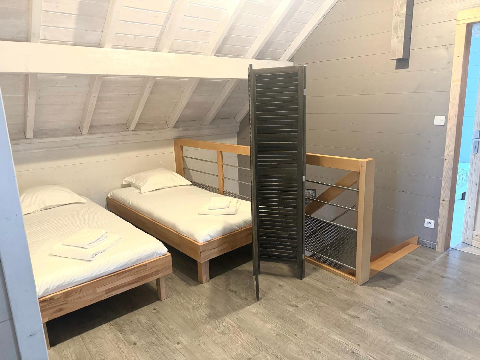 Gite De Mortagne, Chalet Avec Piscine - By Primo C0Nciergerie Gigny-sur-Saone ภายนอก รูปภาพ
